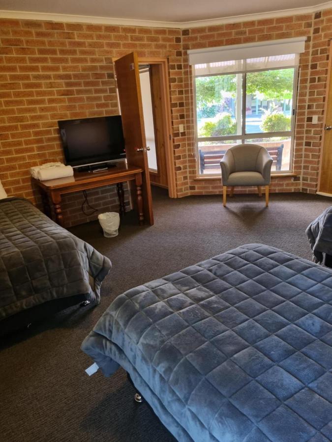 Country Roads Motor Inn Naracoorte Exteriör bild