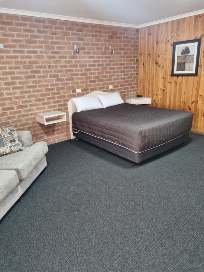 Country Roads Motor Inn Naracoorte Exteriör bild