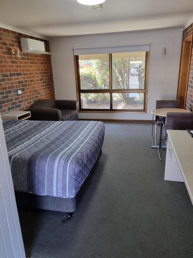Country Roads Motor Inn Naracoorte Exteriör bild