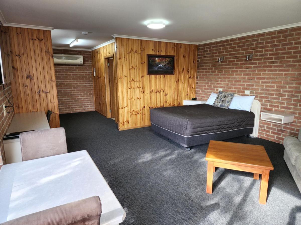 Country Roads Motor Inn Naracoorte Exteriör bild