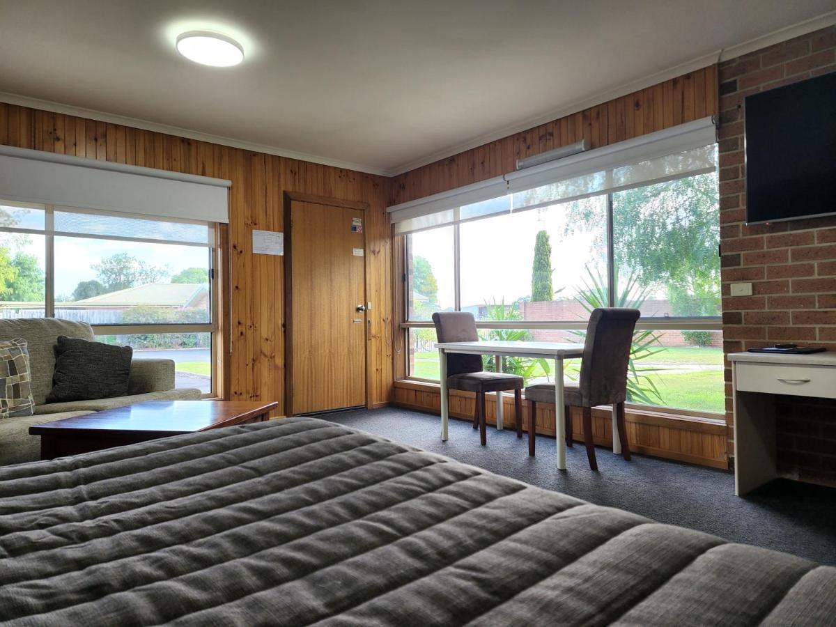 Country Roads Motor Inn Naracoorte Exteriör bild