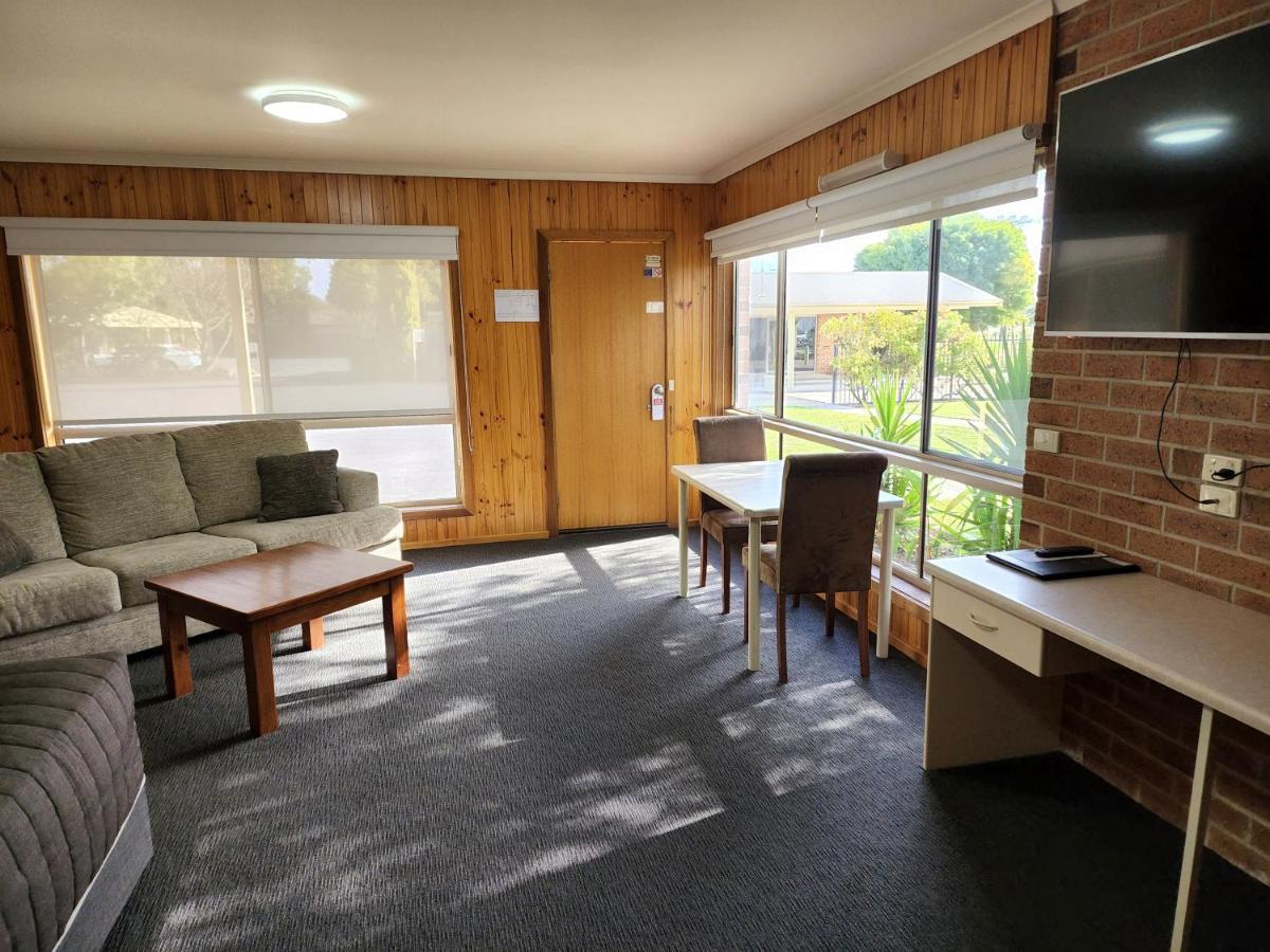 Country Roads Motor Inn Naracoorte Exteriör bild