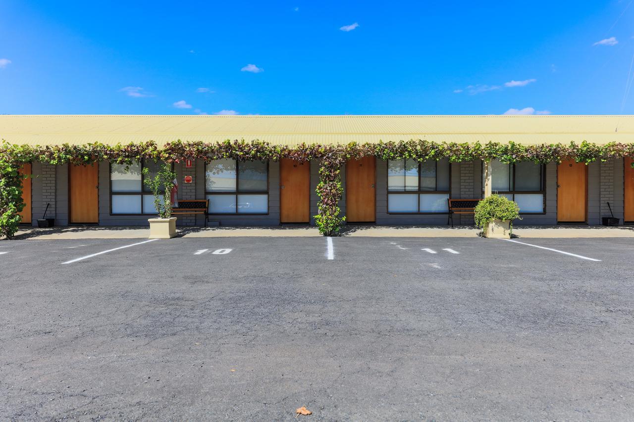 Country Roads Motor Inn Naracoorte Exteriör bild
